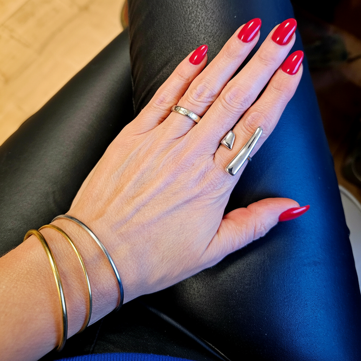 Statement ring i rustfrit ædelstål