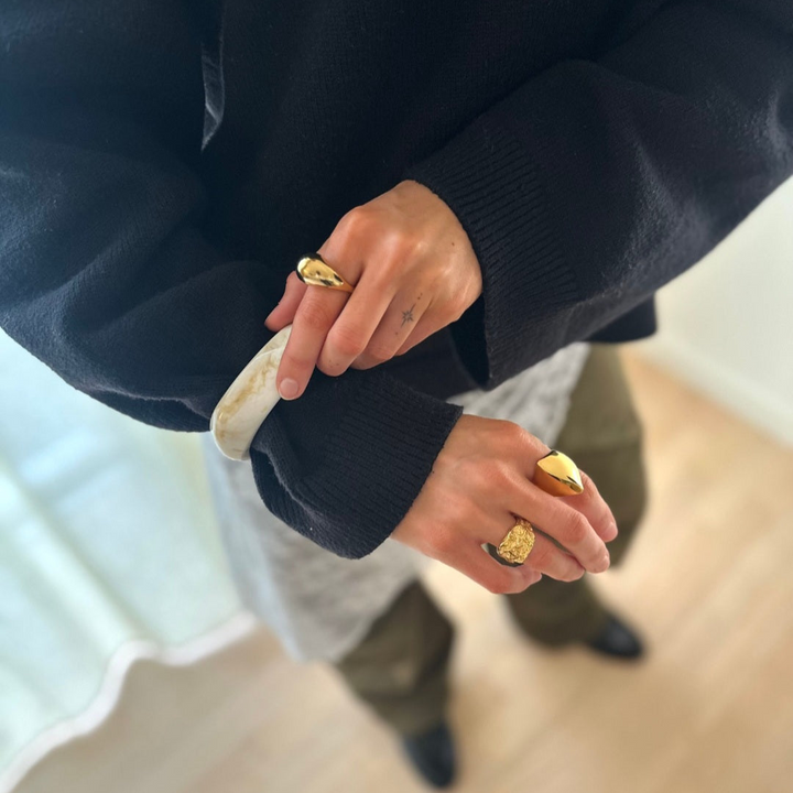 Stor statement ring - 18 karat forgyldt titanium