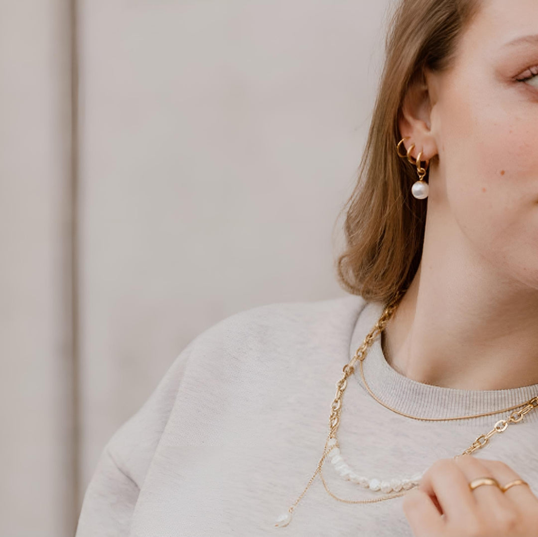 Klassiske hoops perlevedhæng - 18 karat forgyldt titanium