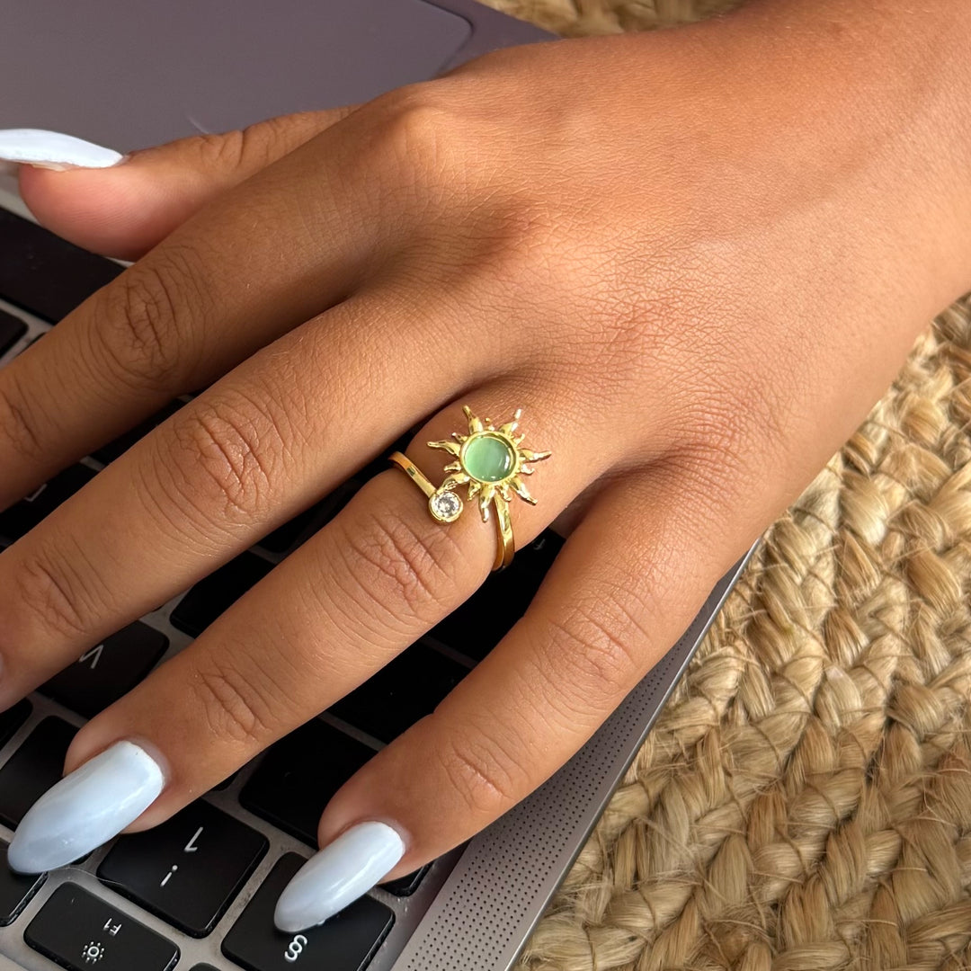 Roterende fidget antistress sol ring grøn cateye sten - 18 karat forgyldt kobber