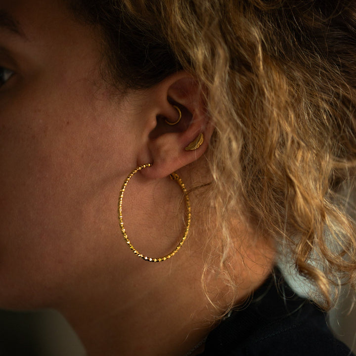 Tekstur hoops 4cm - 18 karat forgyldt ædelstål