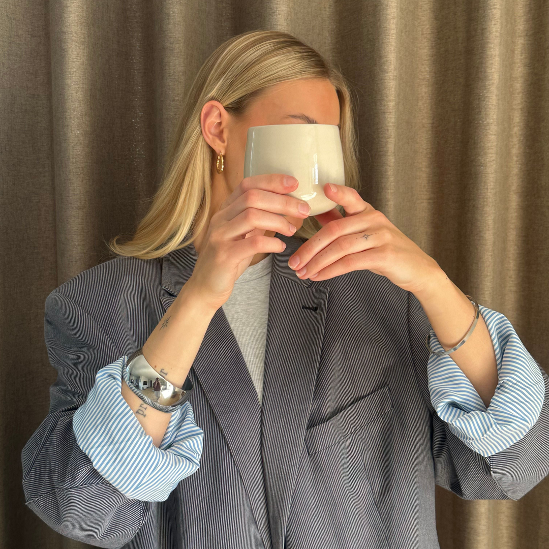Armring hamret 4mm - ædelstål -  kan graveres indvendigt - Gratis gravering