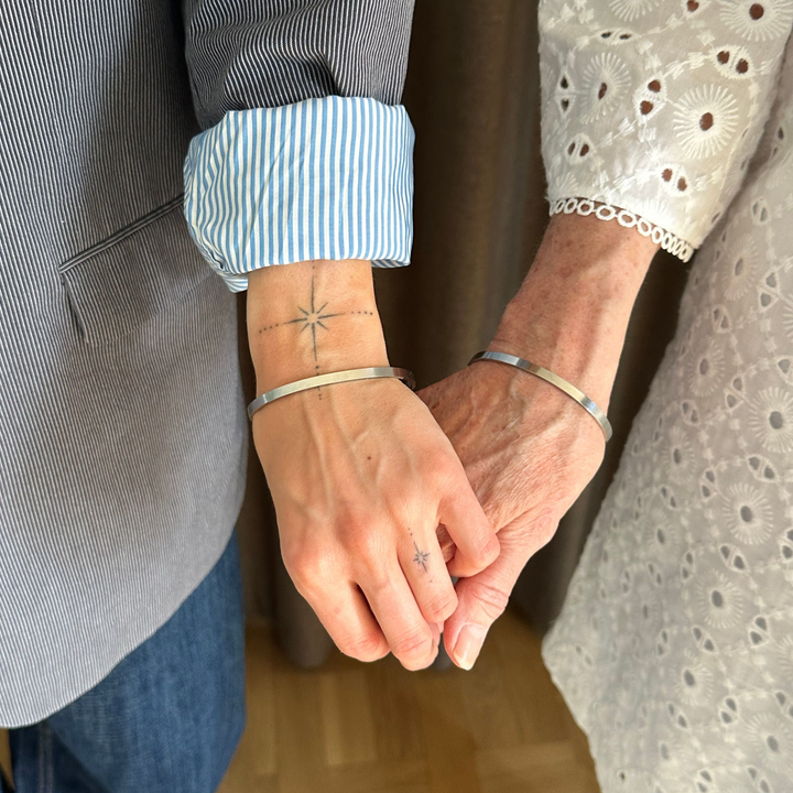 Armring hamret 4mm - ædelstål -  kan graveres indvendigt - Gratis gravering