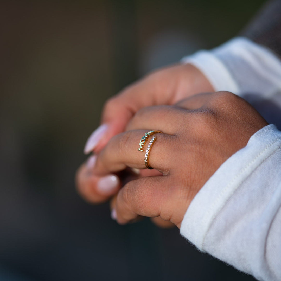 Mom ring med zirkoner - 18 karat forgyldt kobber