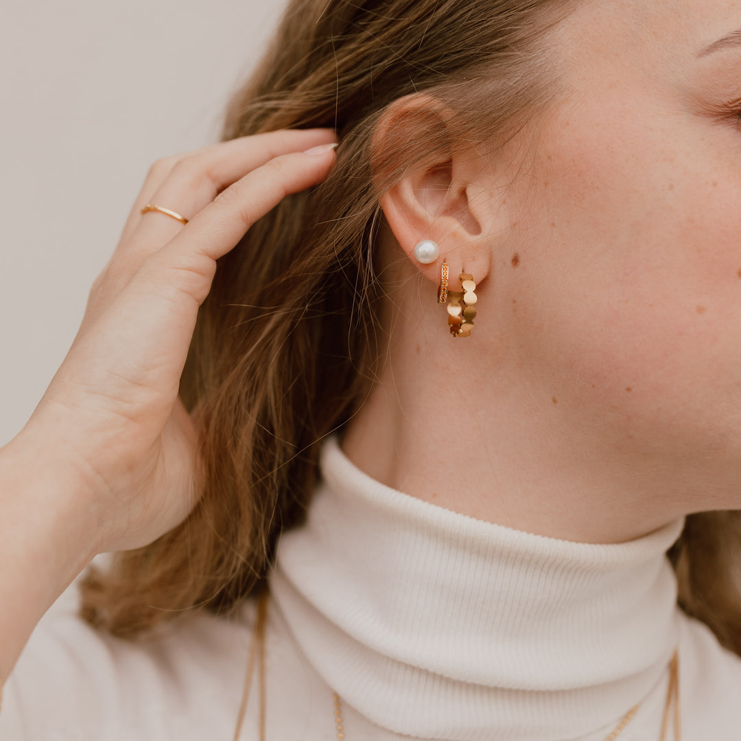 Hoops i cirkler - 18 karat forgyldt titanium