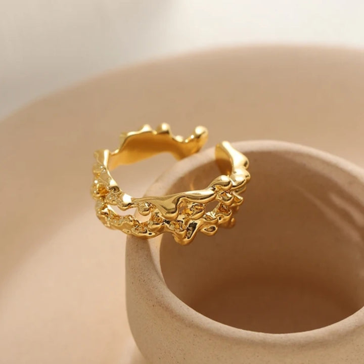 Ring smeltet look i 18 karat forgyldt 925 sterlingsølv