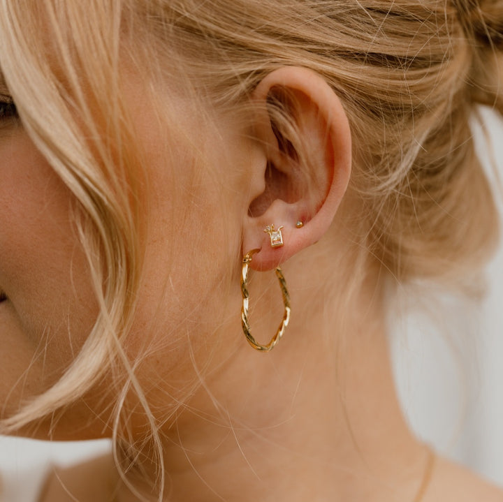 Hjerte hoops twistet 30mm i 18 karat forgyldt ædelstål