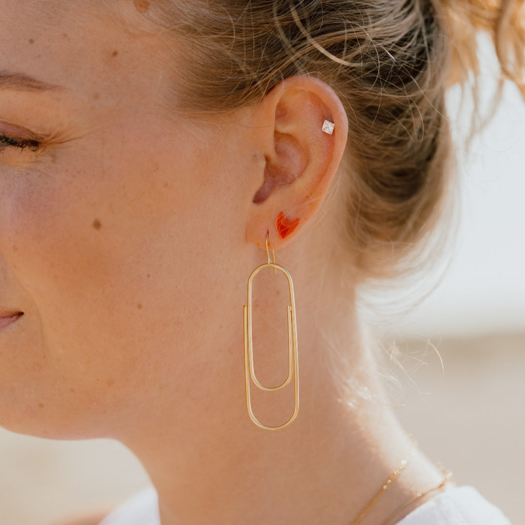 Hjerte ørestikker røde rosegold forgyldt titanium