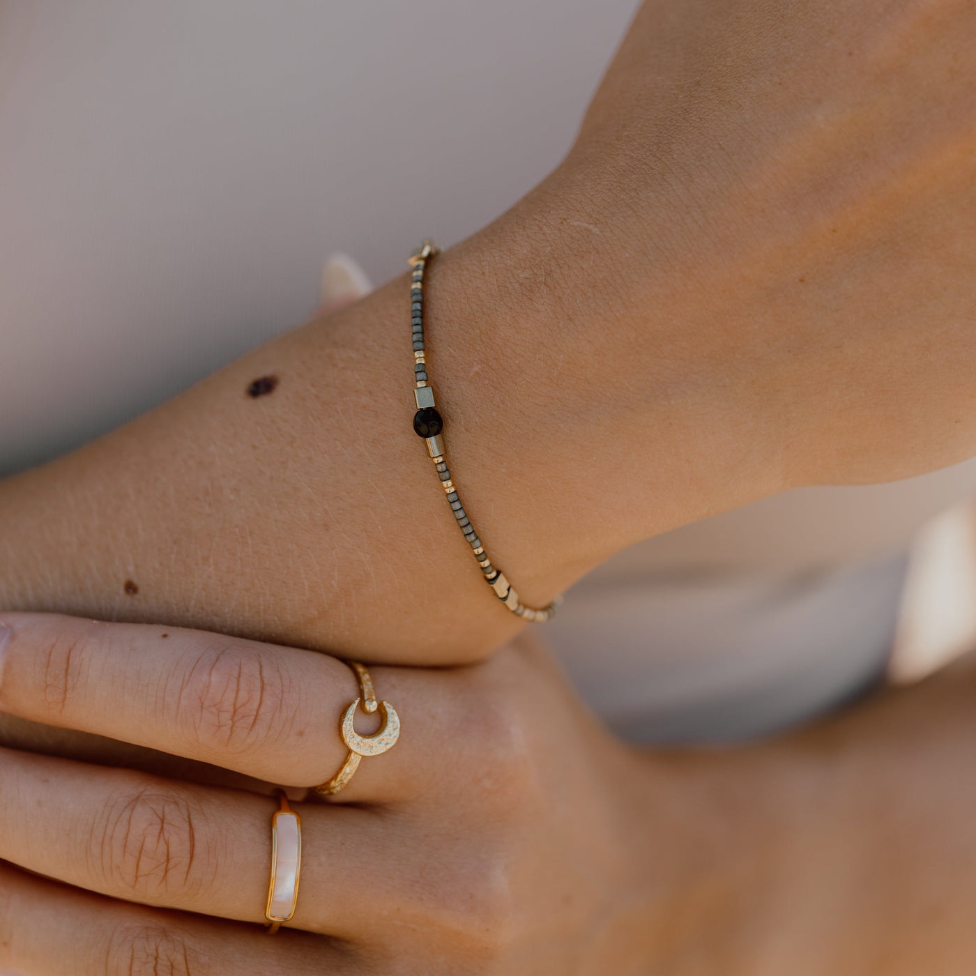Armbånd justerbart med miyuki perler i 3 varianter