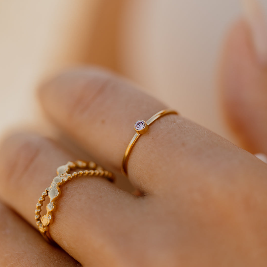 Boblet kryds ring - 18 karat forgyldt ædelstål