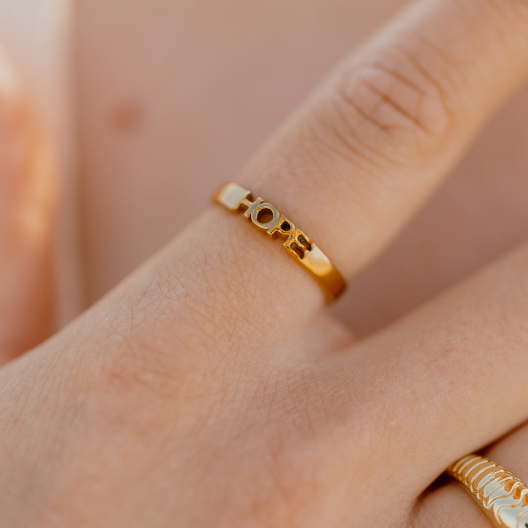 Hope ring i 14 karat forgyldt stål