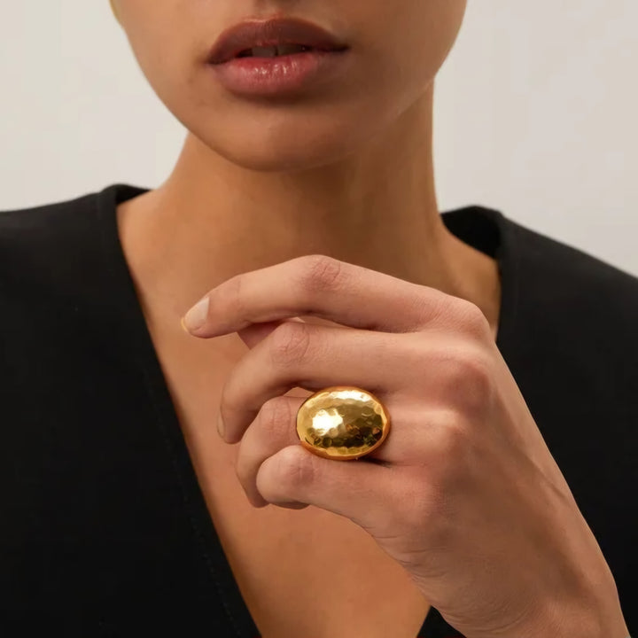 Oval banket ring i 18 karat forgyldt ædelstål