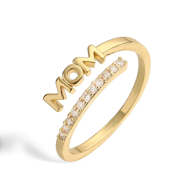 Mom ring med zirkoner i 18 karat forgyldt kobber
