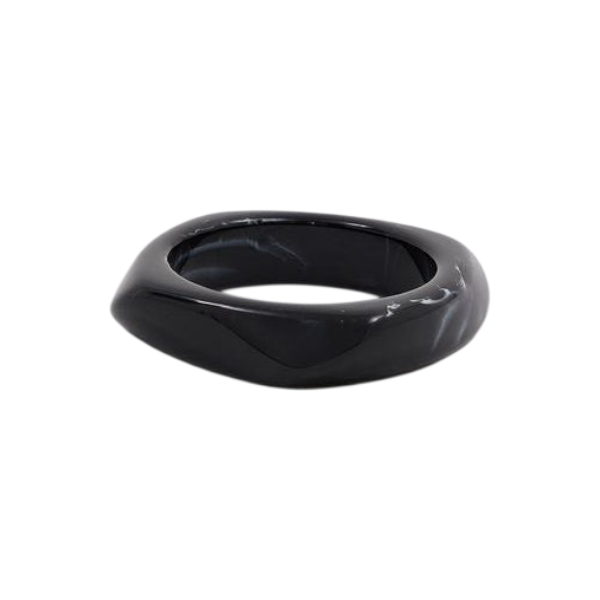 Sort bangle i resin