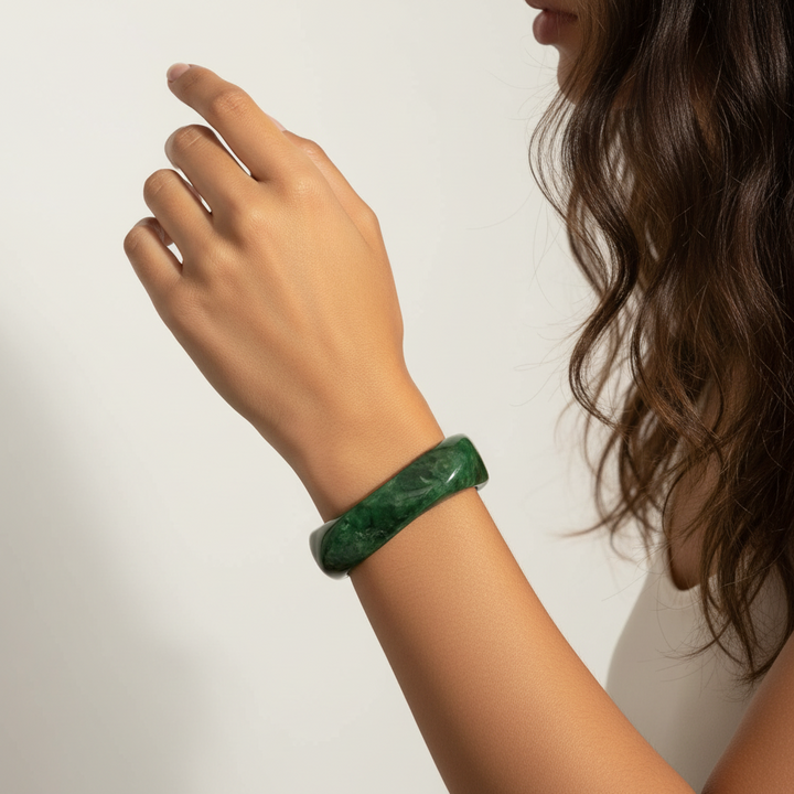 Mørkegrøn bangle I resin