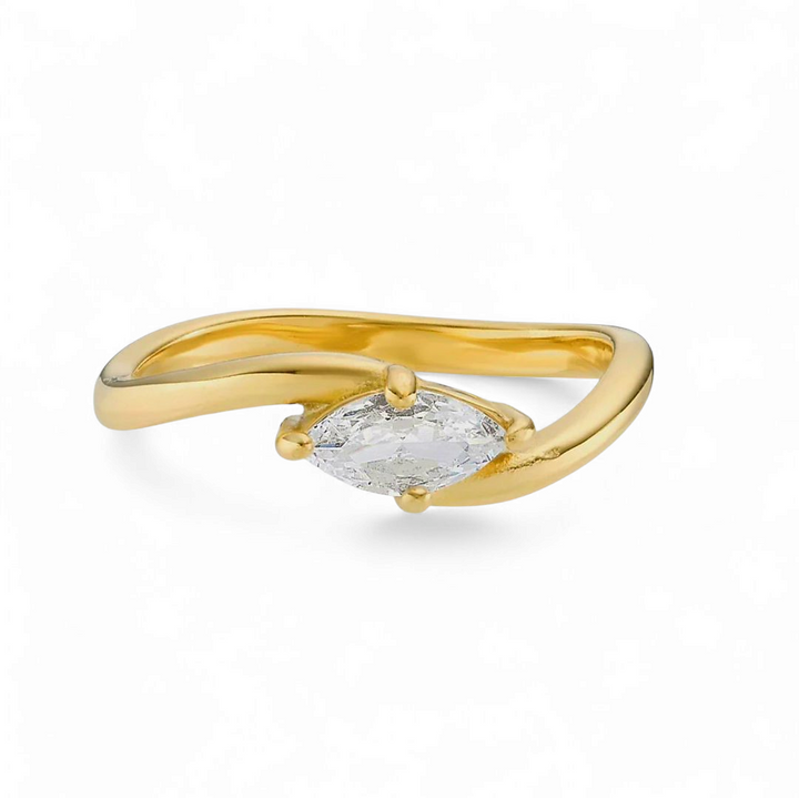 Ring med marquise-formet zirkon i 18 karat forgyldt ædelstål