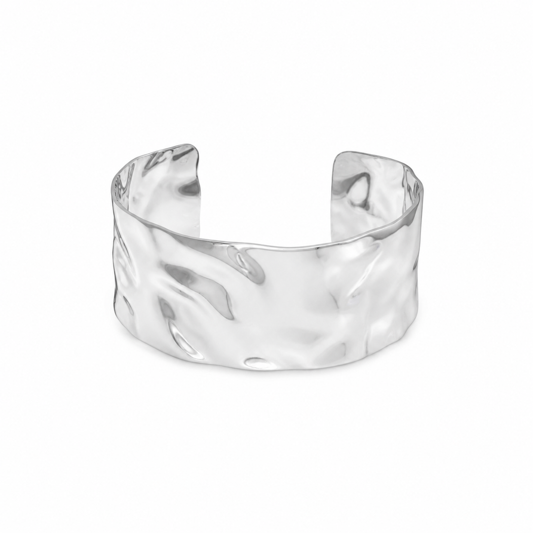 Pure Bangle armsmykke - hamret ædelstål