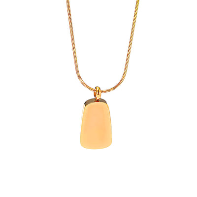 Halskæde med vedhæng "I LOVE YOU TO THE MOON AND BACK" I 18kt. forgyldt rustfrit ædelstål