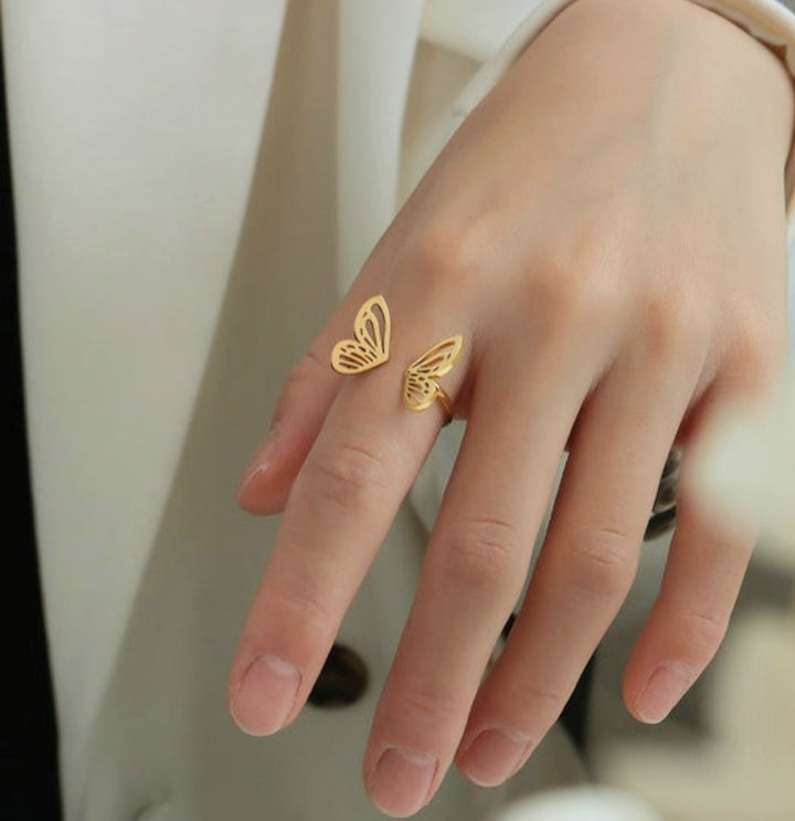 Sommerfugl ring - 18 karat forgyldt titanium