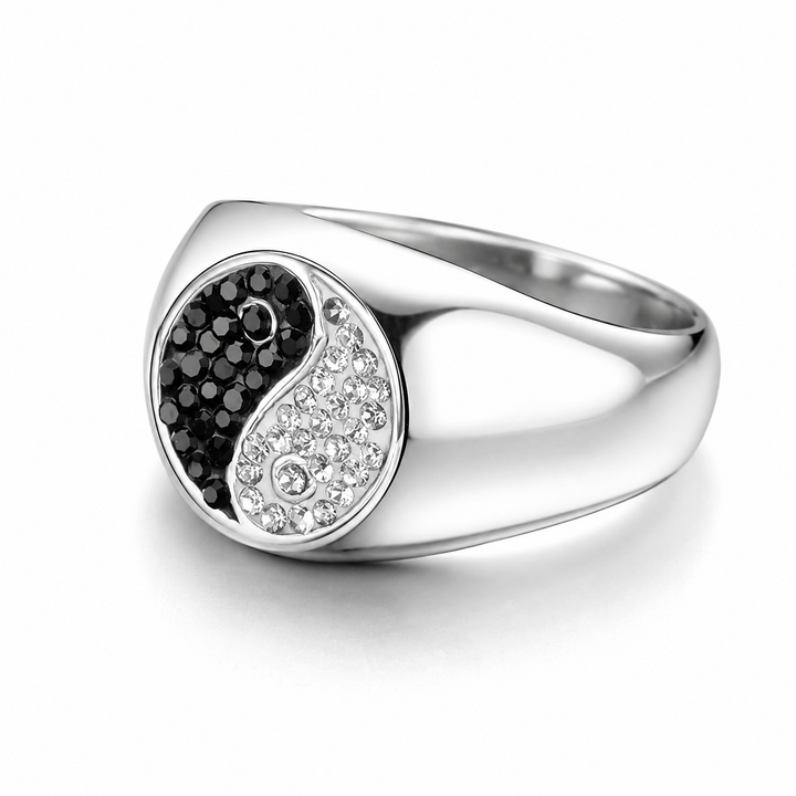 Yin Yang ring med zirkoner - titanium