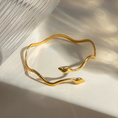 Slange-armbånd i 18kt forgyldt rustfrit ædelstål
