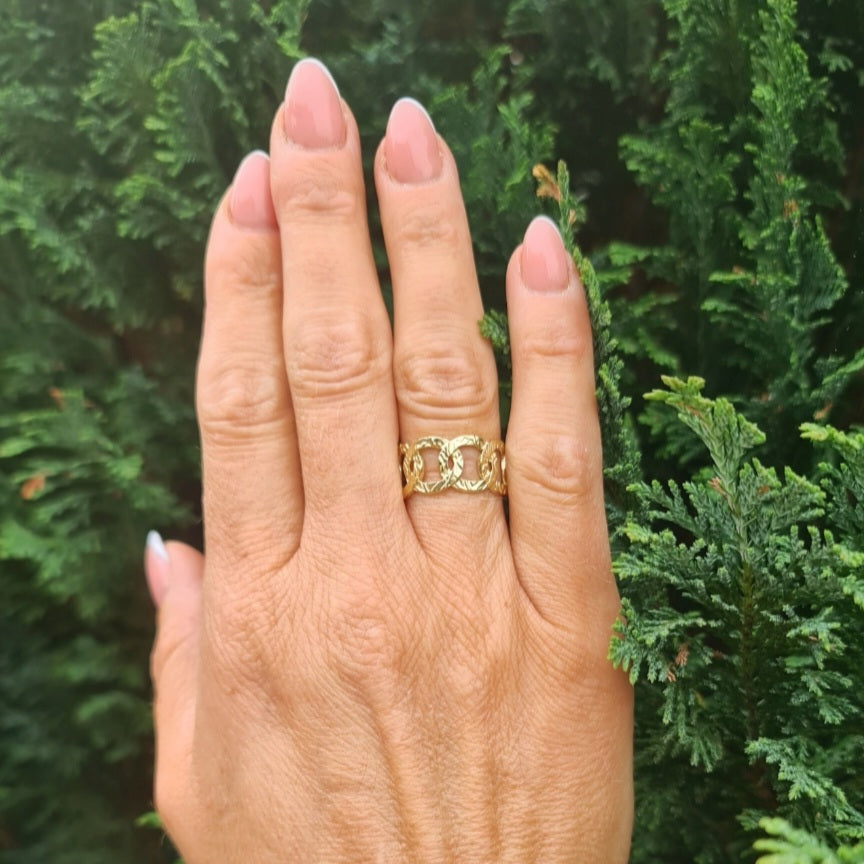 Vintage ring med cirkler i 18 karat forgyldt stål