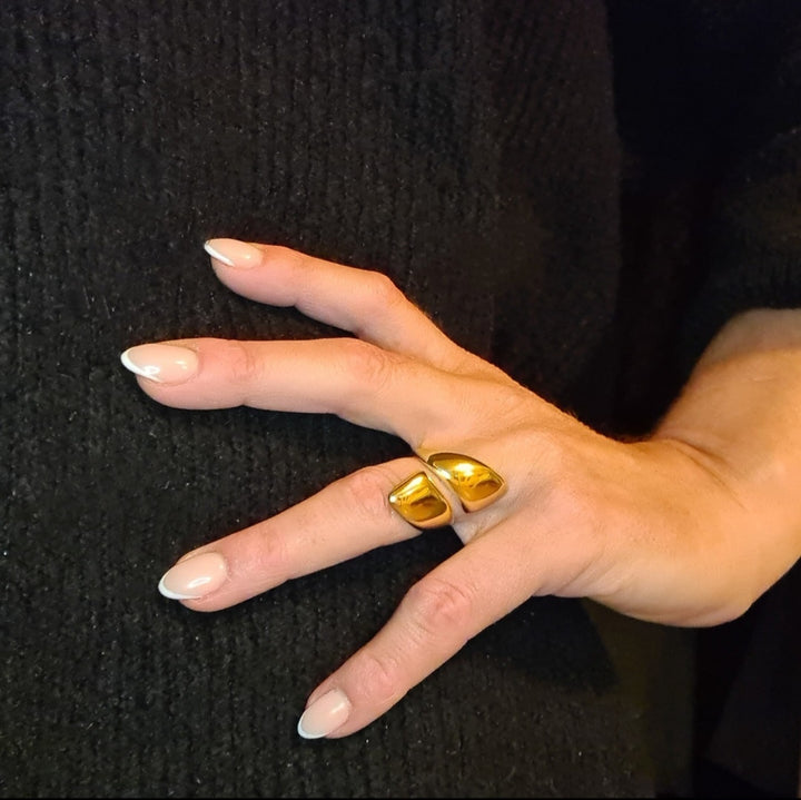 Statement ring i 18 karat forgyldt rustfrit ædelstål